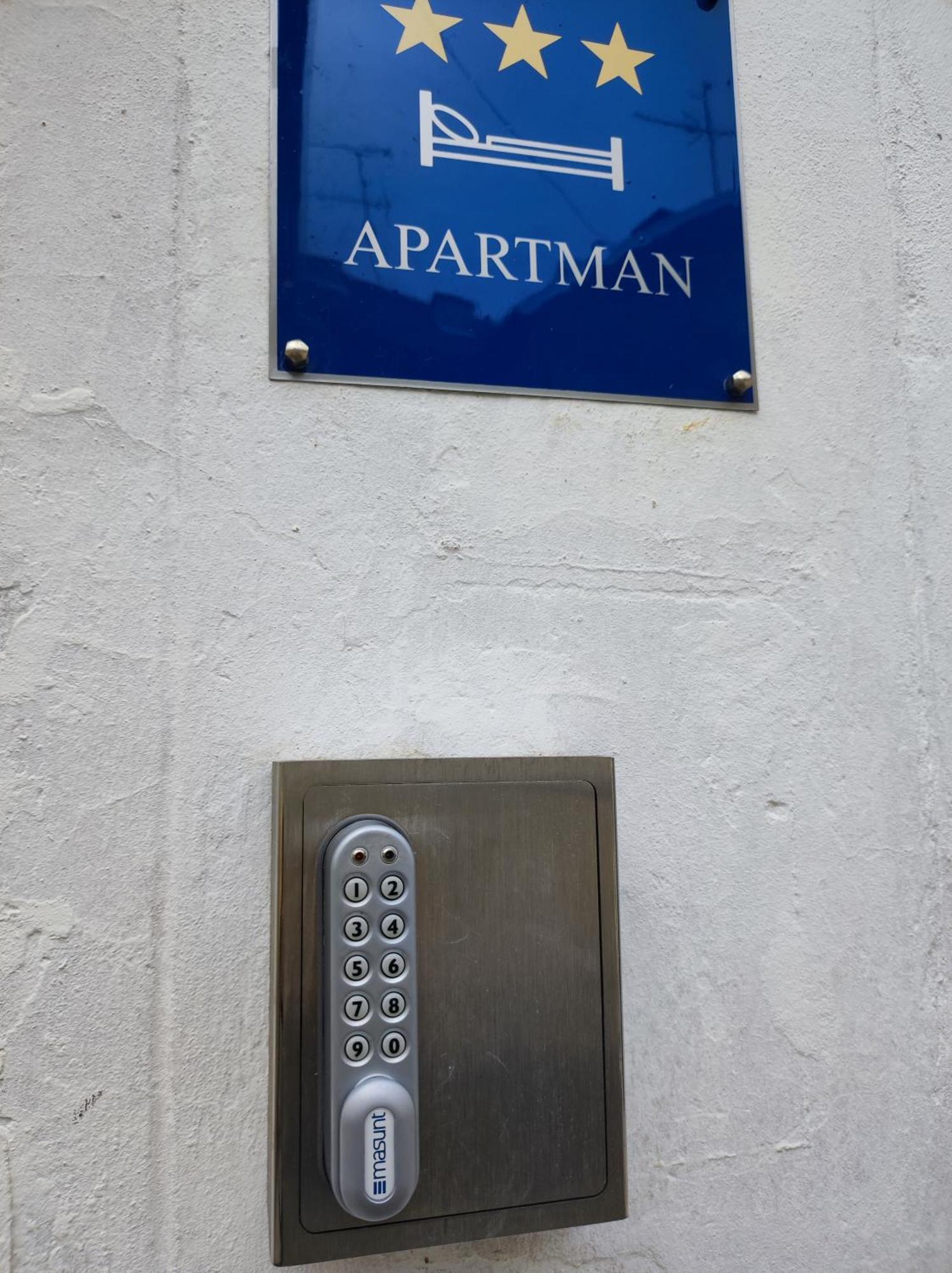 Apartment Andy Zagreb Exterior photo